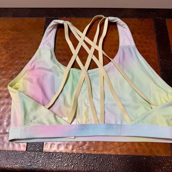 Fabletics multicolor criss-cross strappy back sports bra Medium - Picture 2 of 5